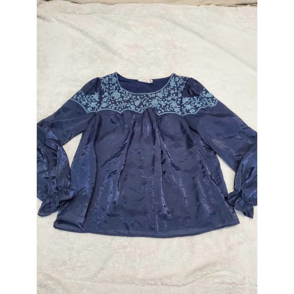 Savanna Jane Navy Blue Floral Embroidered Flowy Peasant Top Small‎ Boho Casual